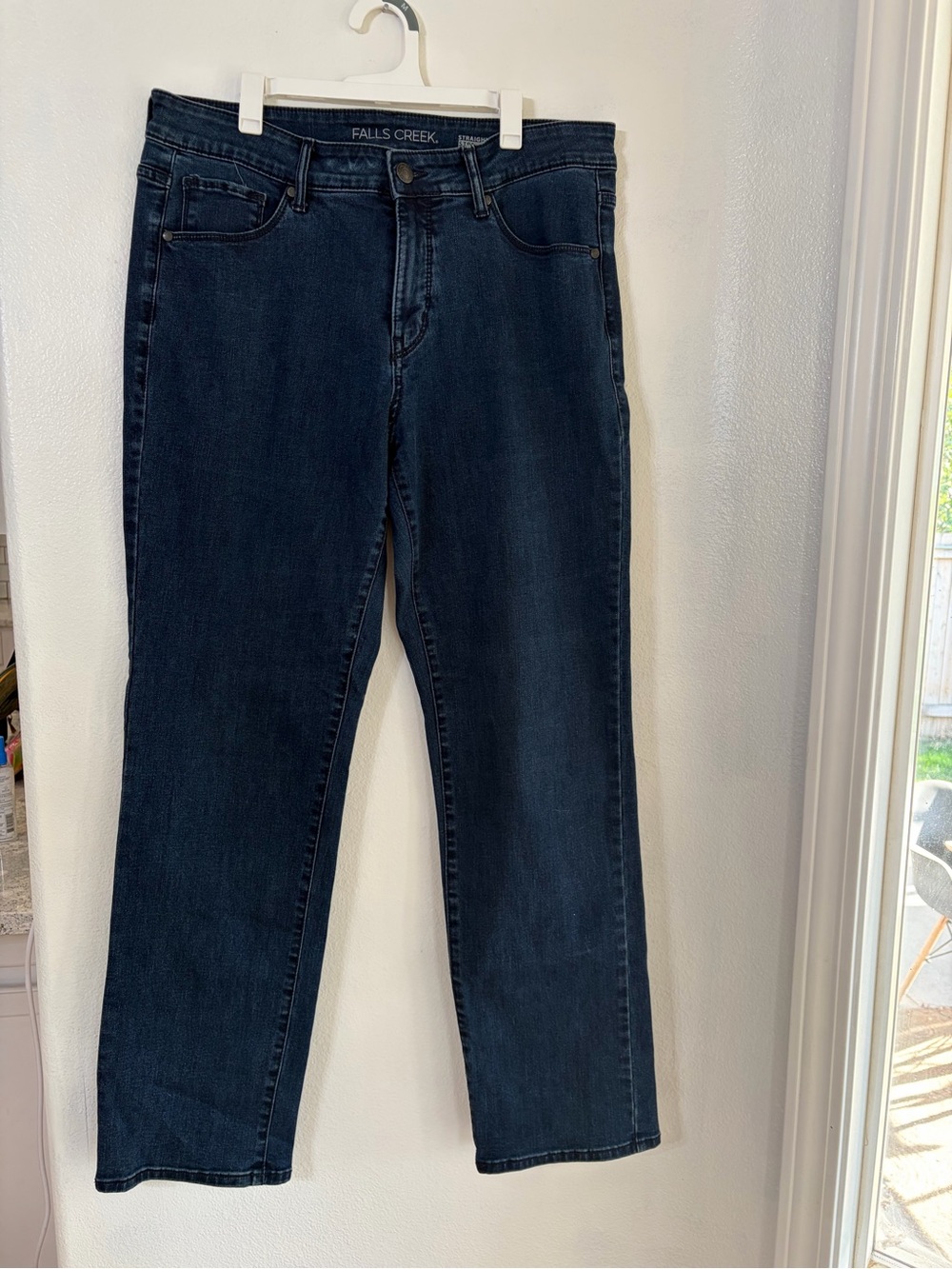 Falls Creek Straight Stretch Dark Wash Womens Jeans Size 14 Mid Rise Indigo